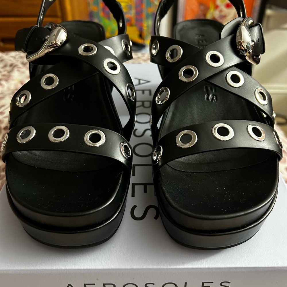 AEROSOLES Black Platform Sandals with Silver Accents - Picture 2 of 3